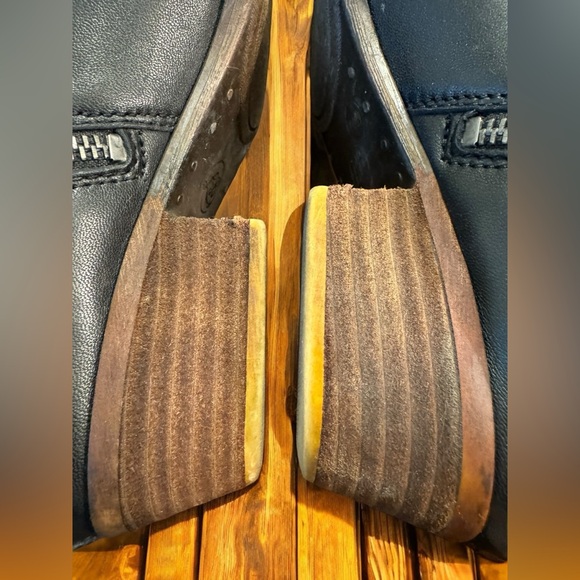 LUCKY Brand Genuine Leather Basel Ankle Bootie Women’s Size 9 Zip sides - Picture 6 of 11